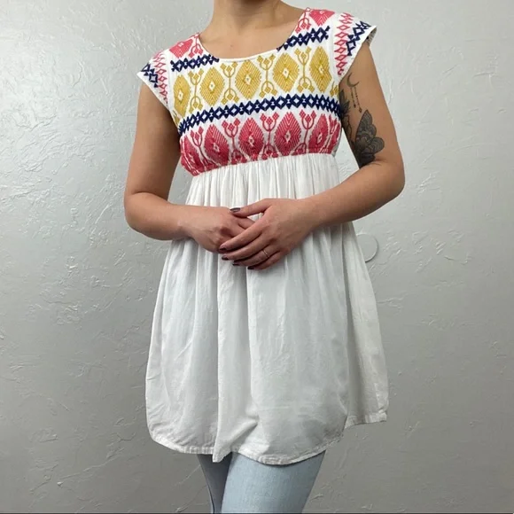 Romeo & Juliet Couture boho embroidered empire waist tunic XS - Picture 1 of 12